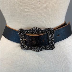 Black crackle leather belt with buckle! Brand new!